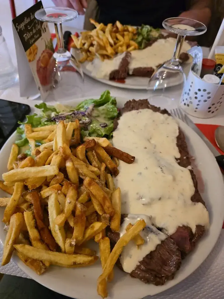 Au petit bouchon_Cournon-d'Auvergne_slider_image_2