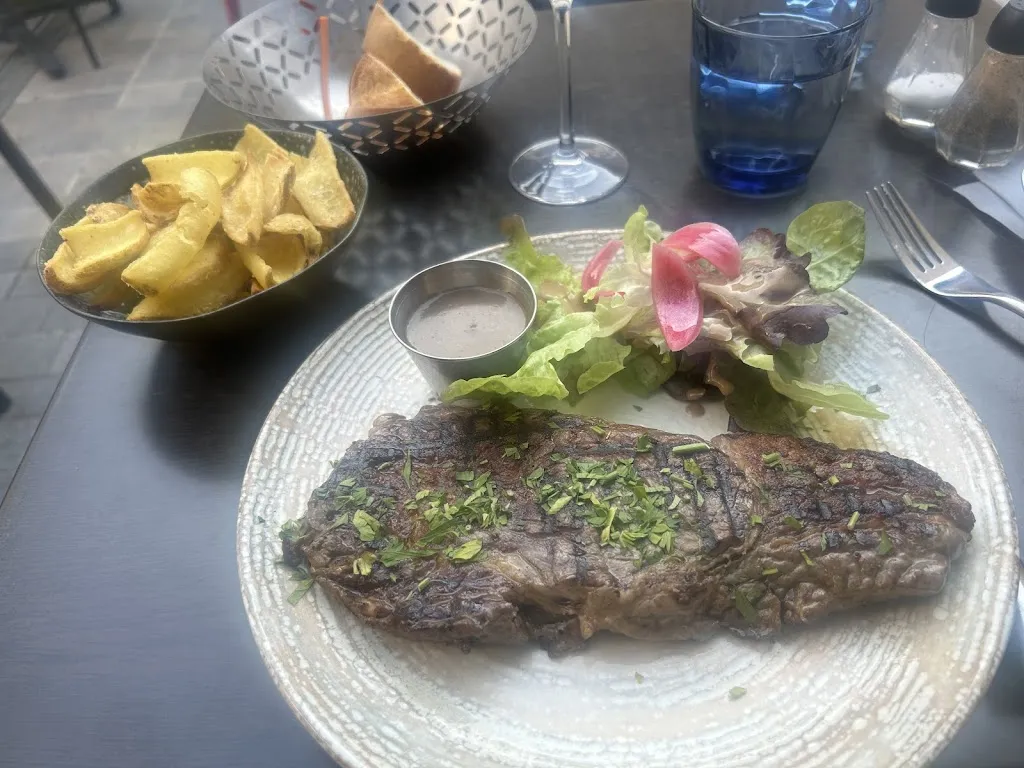 Castle_Pierrefonds_slider_image_3