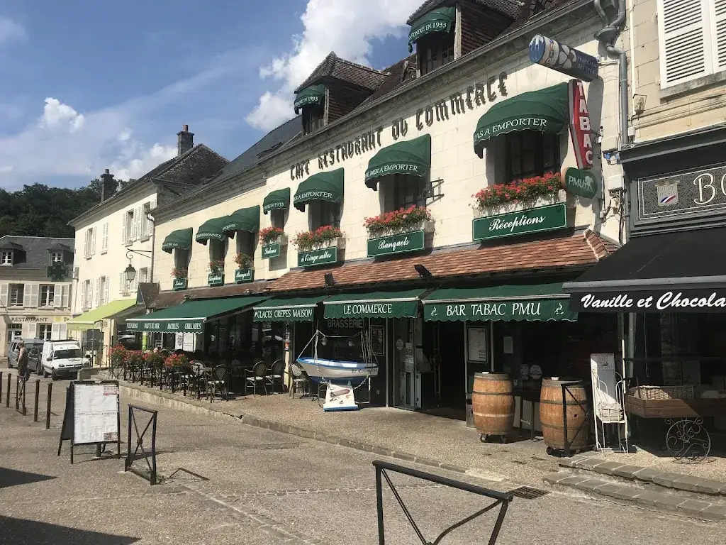 Le Commerce_Pierrefonds_slider_image_3