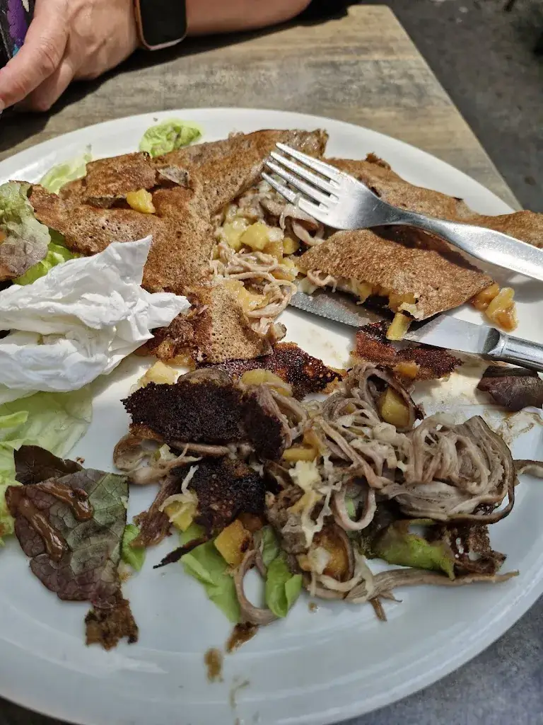 Chris Ellis_Le Triskell_Pierrefonds_review