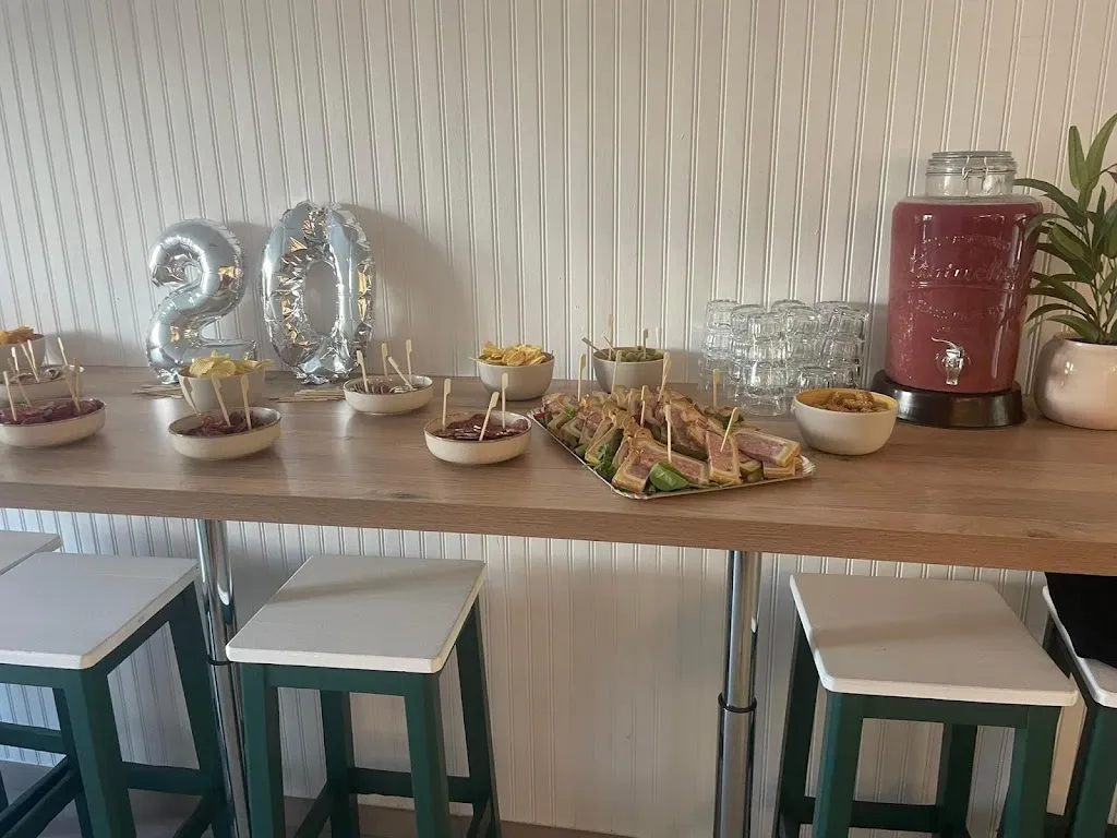 L'Entre'potes Restaurant in Rivery