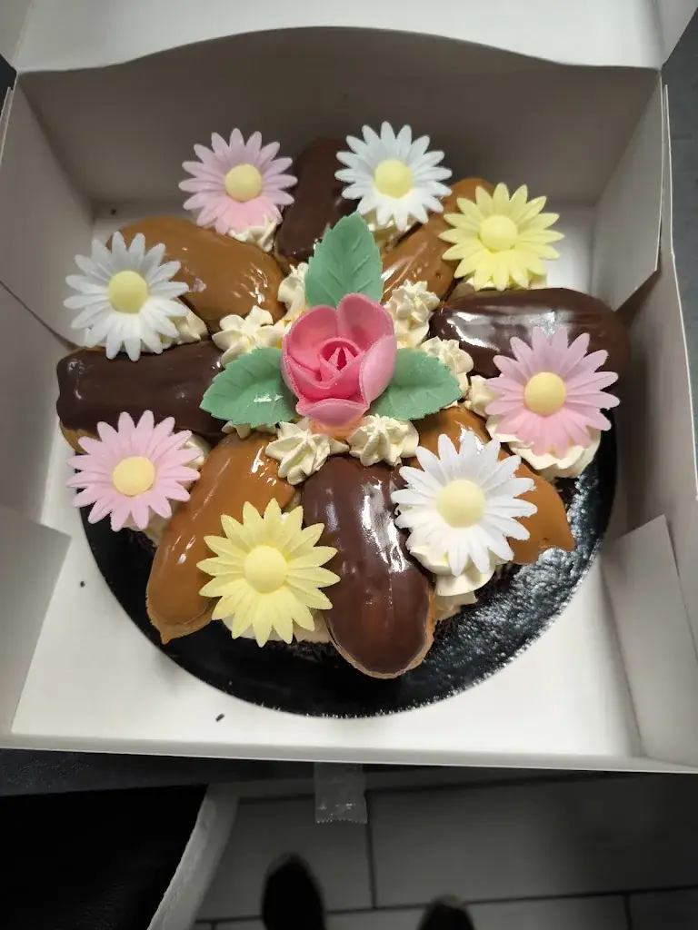 Lydia Glachant_Aux delices du santerre_Rosières-en-Santerre_review