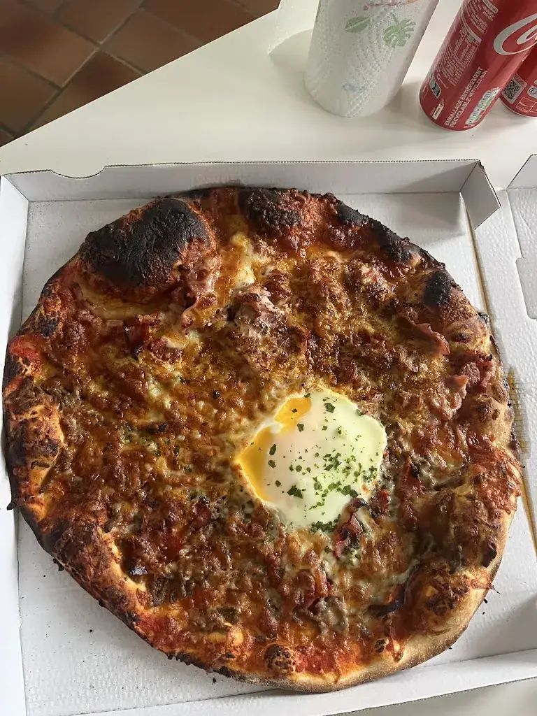 Pauline Legrand_Le Kiosque à Pizzas de Rosières en Santerre_Rosières-en-Santerre_review