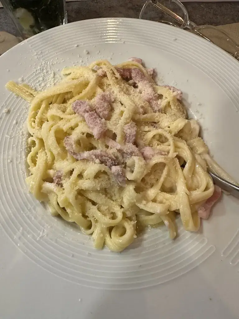 Eiffel Pizza_Sains-en-Gohelle_slider_image_2