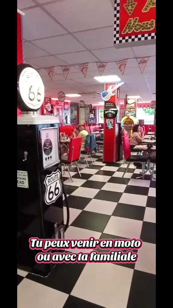 Jean Fançois VANSTAVEL_Eiffel Tower Diner_Sains-en-Gohelle_review