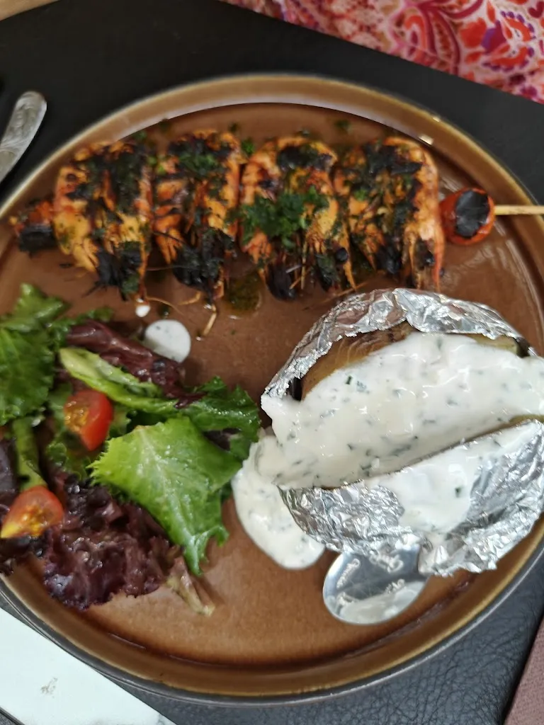 Arnaud Wille_L’Avenue_Sains-en-Gohelle_review