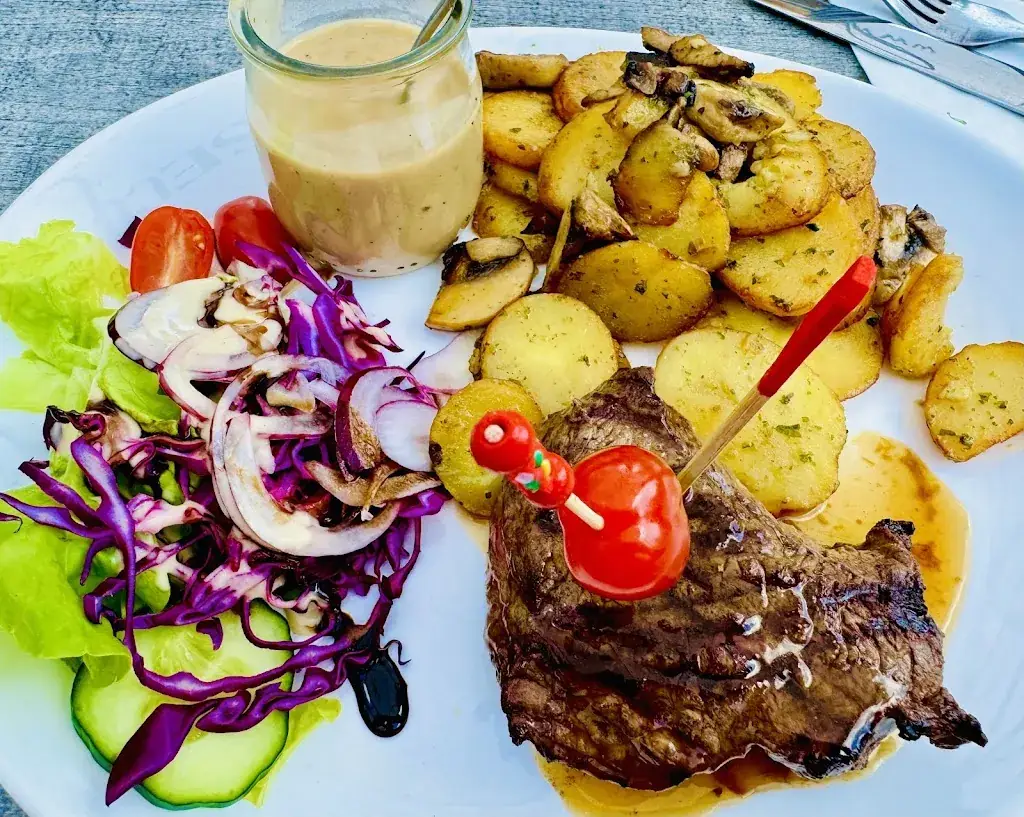 Isabelle Cartazian_Le Domaine du Faux Rieux_Ferrière-la-Grande_review