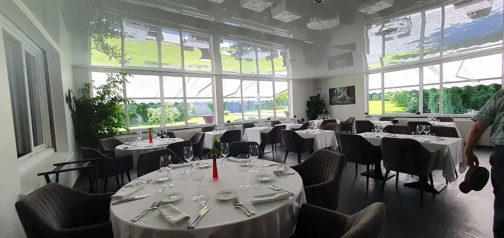 Restaurant Un Moment chez Bacchus_Maubeuge_slider_image_1