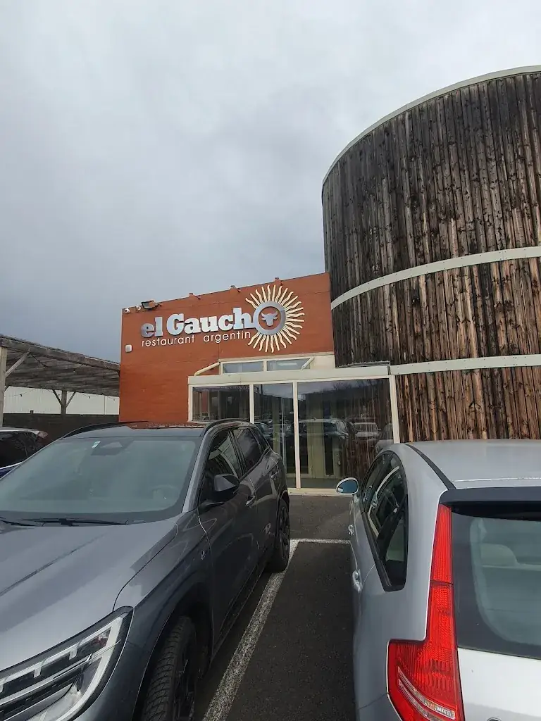 René Chitre_El Gaucho_Cournon-d'Auvergne_review