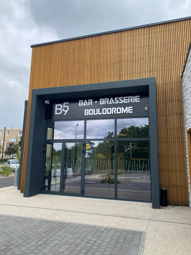 Le B59 restaurant in Maubeuge