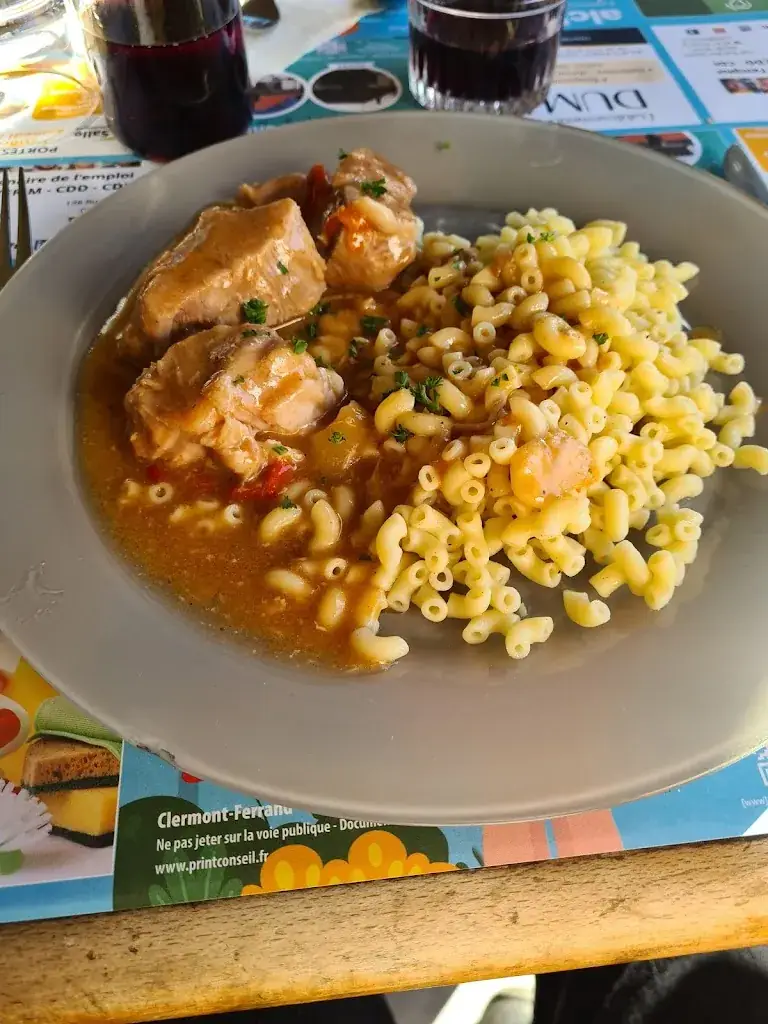 Mark Klene_Route 75_Cournon-d'Auvergne_review