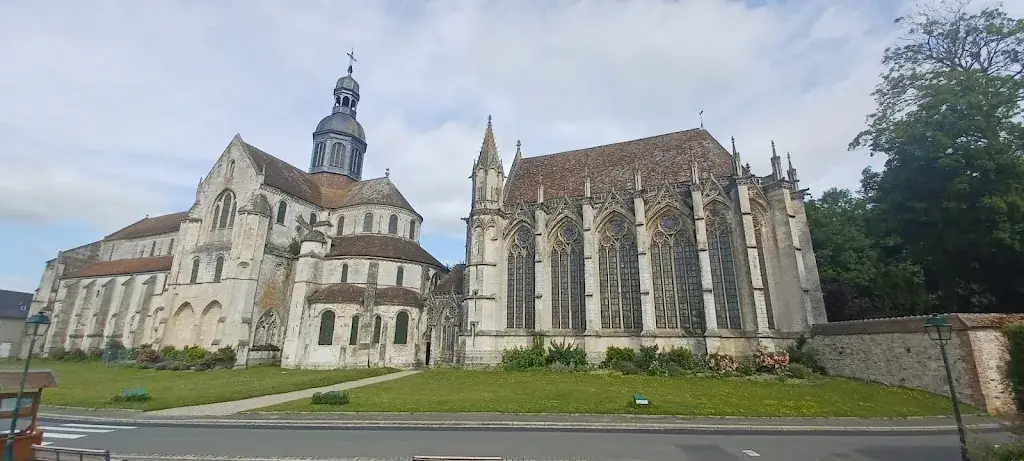 Christophe TIRARD_Saint-Germer-de-Fly Abbey_Saint-Germer-de-Fly_recensione