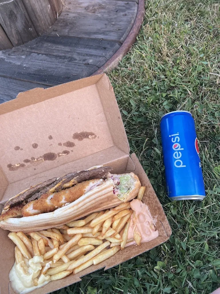 Le Fly Kebab_Saint-Germer-de-Fly_slider_image_2