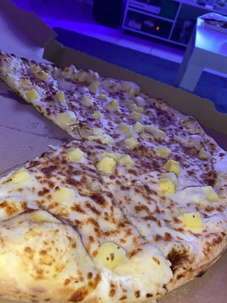 Pizza crousty saint germer de fly_Saint-Germer-de-Fly_slider_image_2