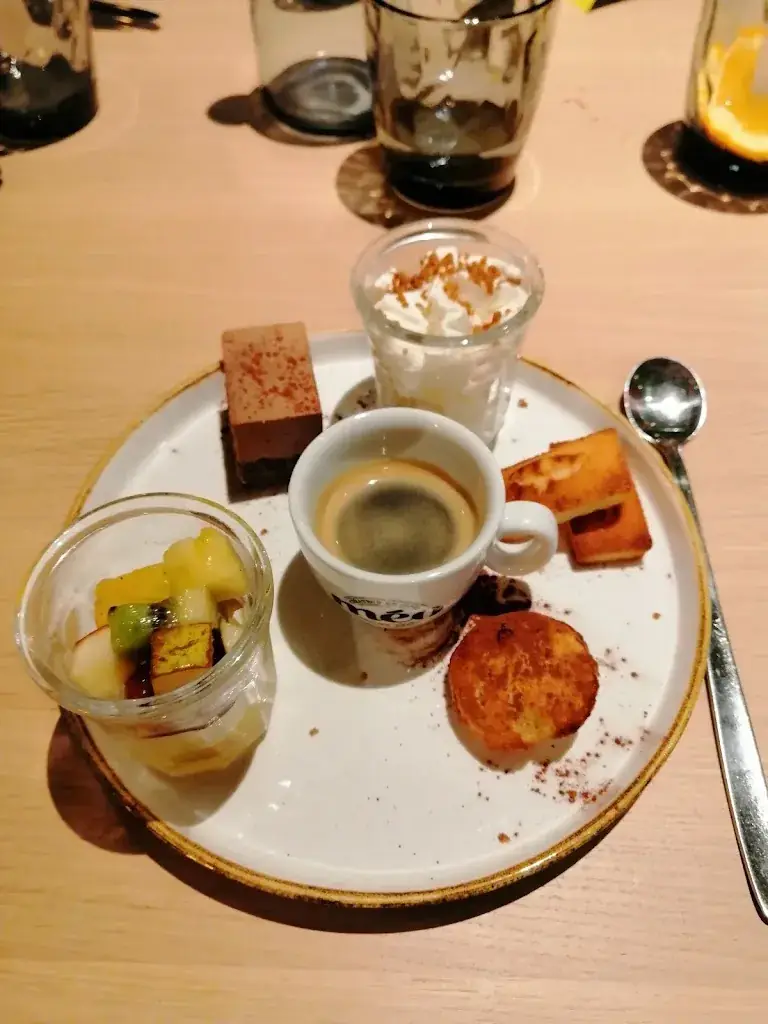 Menu_Hall U Need_Saint-André-lez-Lille_image_7