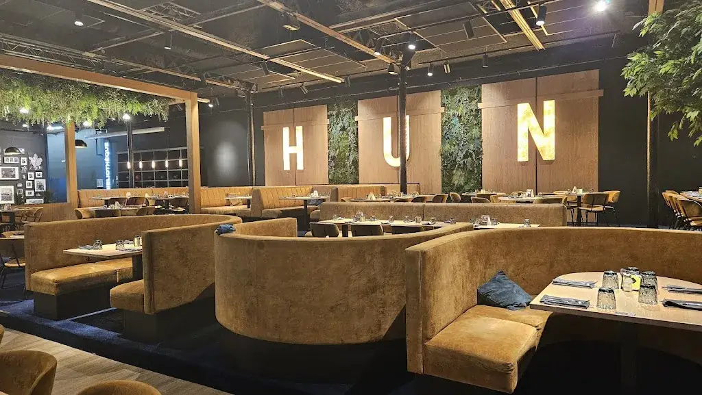 Hall U Need_Saint-André-lez-Lille_slider_image_3