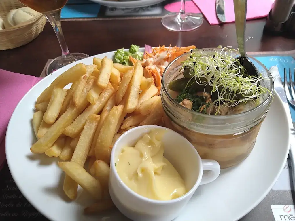 Café Français_Saint-Jans-Cappel_slider_image_3