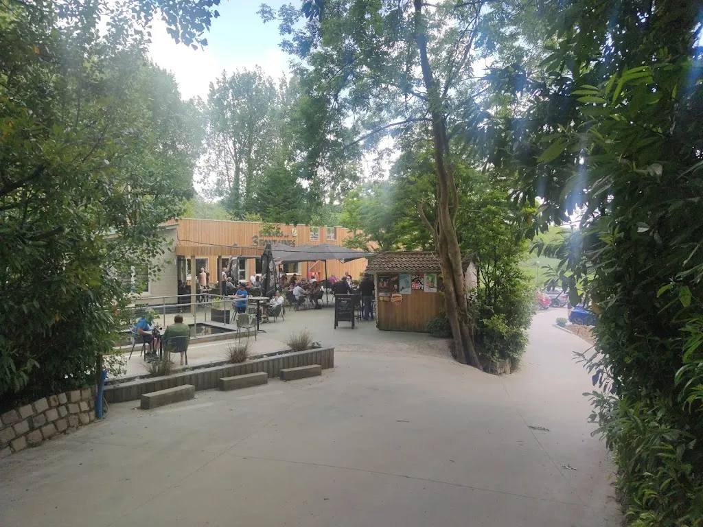 Bar brasserie des étangs_Saint-Jans-Cappel_slider_image_2