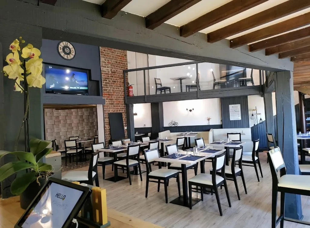 Aux Bons Amis restaurant in Saint-Amand-les-Eaux