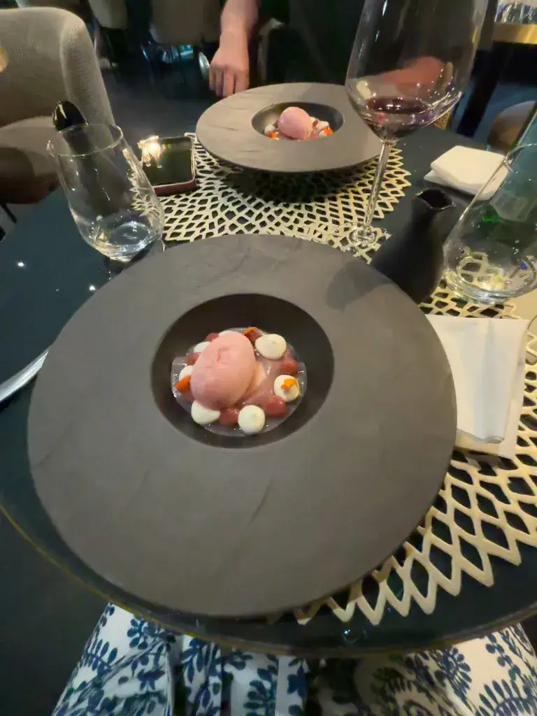 Laetitia GREF_Pub De Paris Saint-Amand-Les-Eaux_Saint-Amand-les-Eaux_review