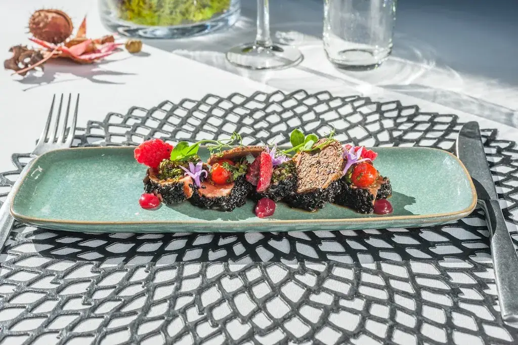 Pub De Paris Saint-Amand-Les-Eaux_Saint-Amand-les-Eaux_slider_image_3