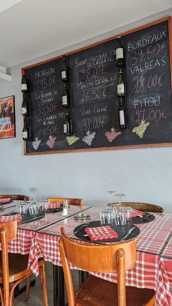 Menu_Aux Canuts Des Dômes - Bouchon Lyonnais (privatisation + grandes tables nous consulter)_Clermont-Ferrand_image_3