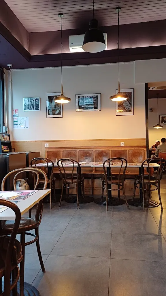 Brasserie Le Metropolitain restaurant in Roubaix