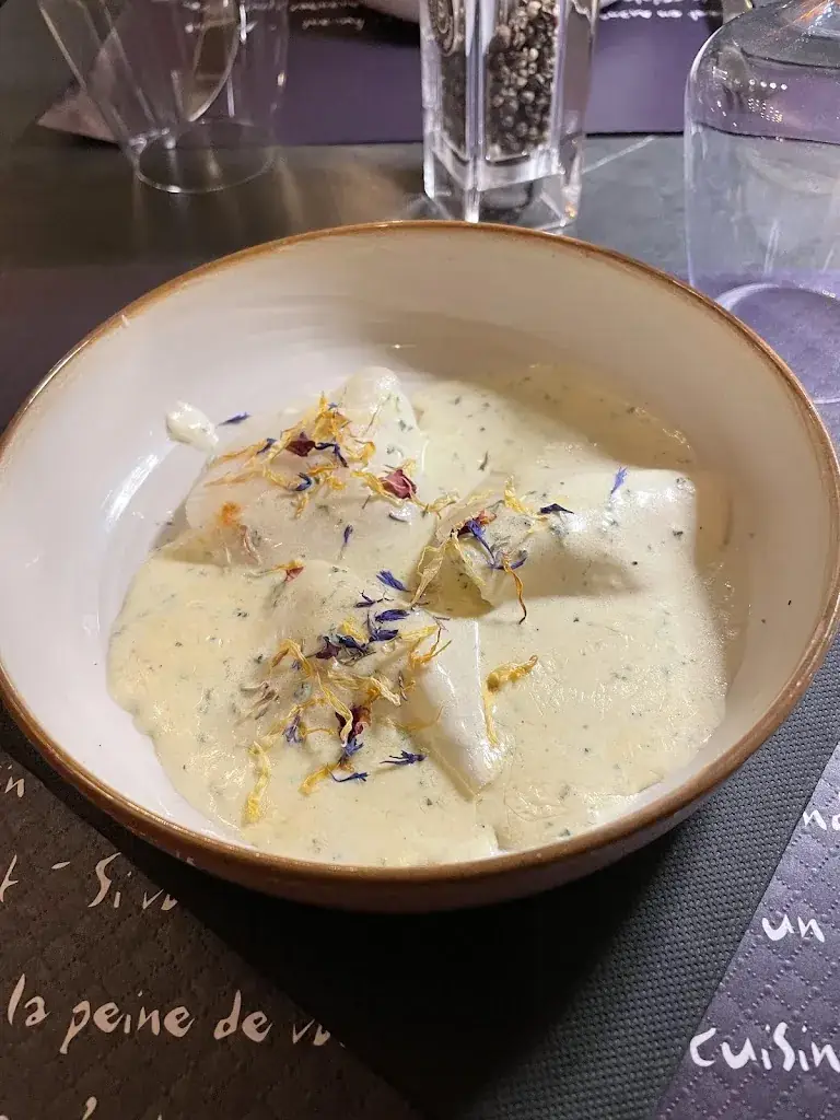 Karine PERRIN_Le Rossignol Restaurant_Saint-Python_review