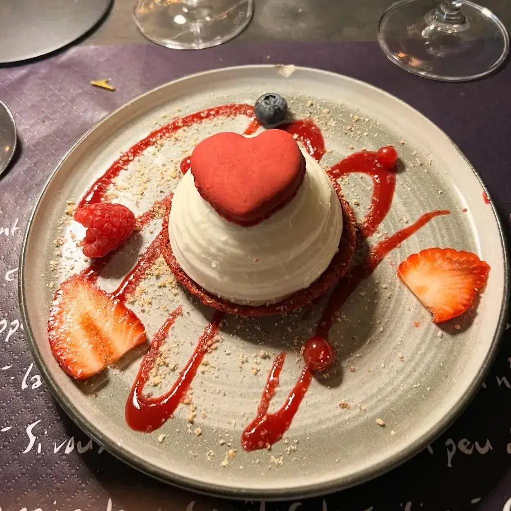 Le Rossignol Restaurant_Saint-Python_slider_image_2