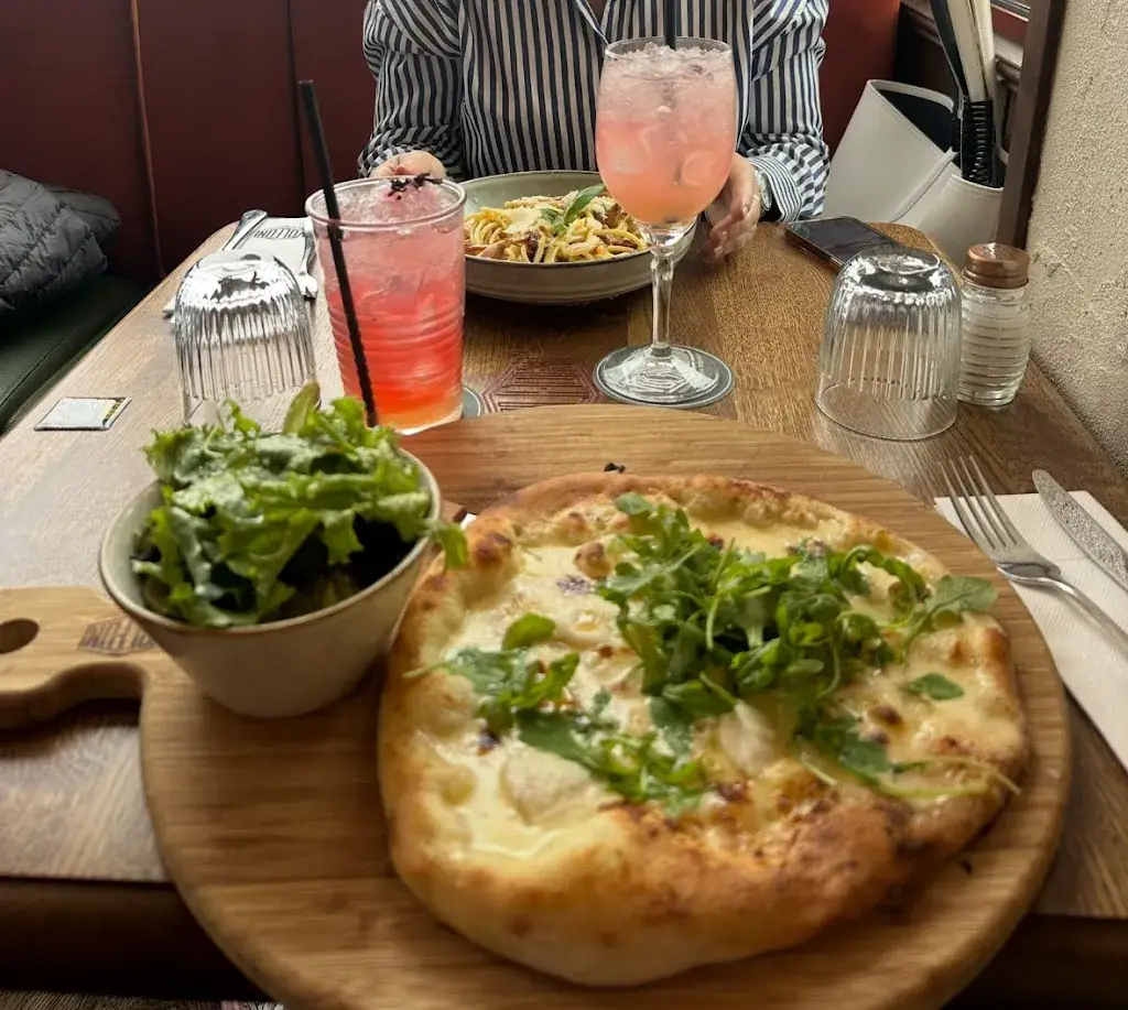 lou_Volfoni Boulogne-sur-Mer_Martin_review