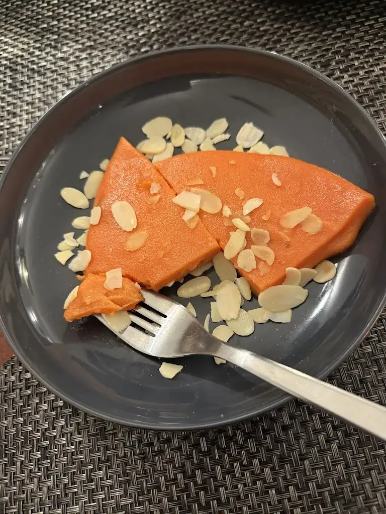 Nour Kh_The Preatl's_Saint-Just-en-Chaussée_review