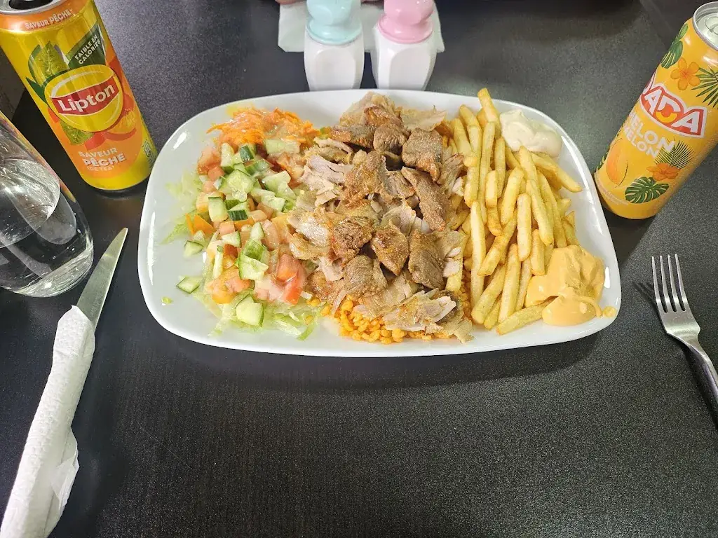 Stephanie Lavaux_Les Délices_Saint-Just-en-Chaussée_recensione