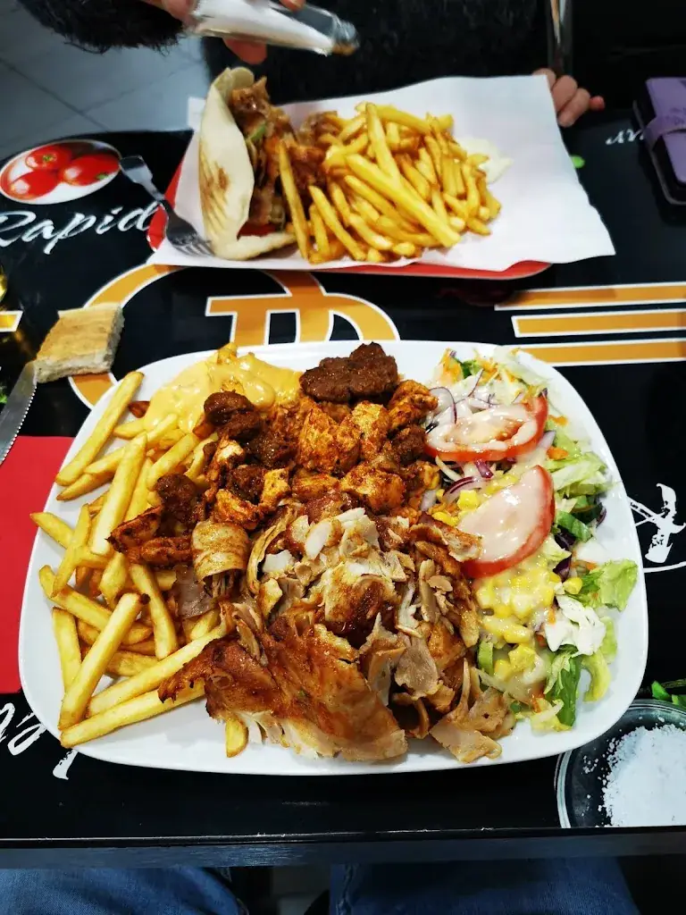 Paris Kebab_Saint-Just-en-Chaussée_slider_image_3