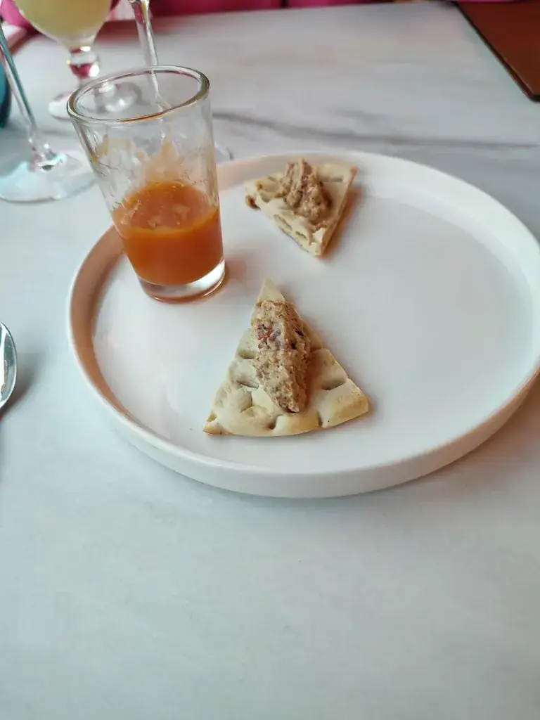 jeff pointer_LE STROM_Saint-Omer_review