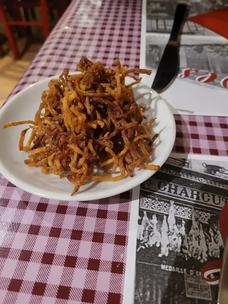 christelle sfeir_Estaminet Les 3 caves - De Drie Kalders_Saint-Omer_review