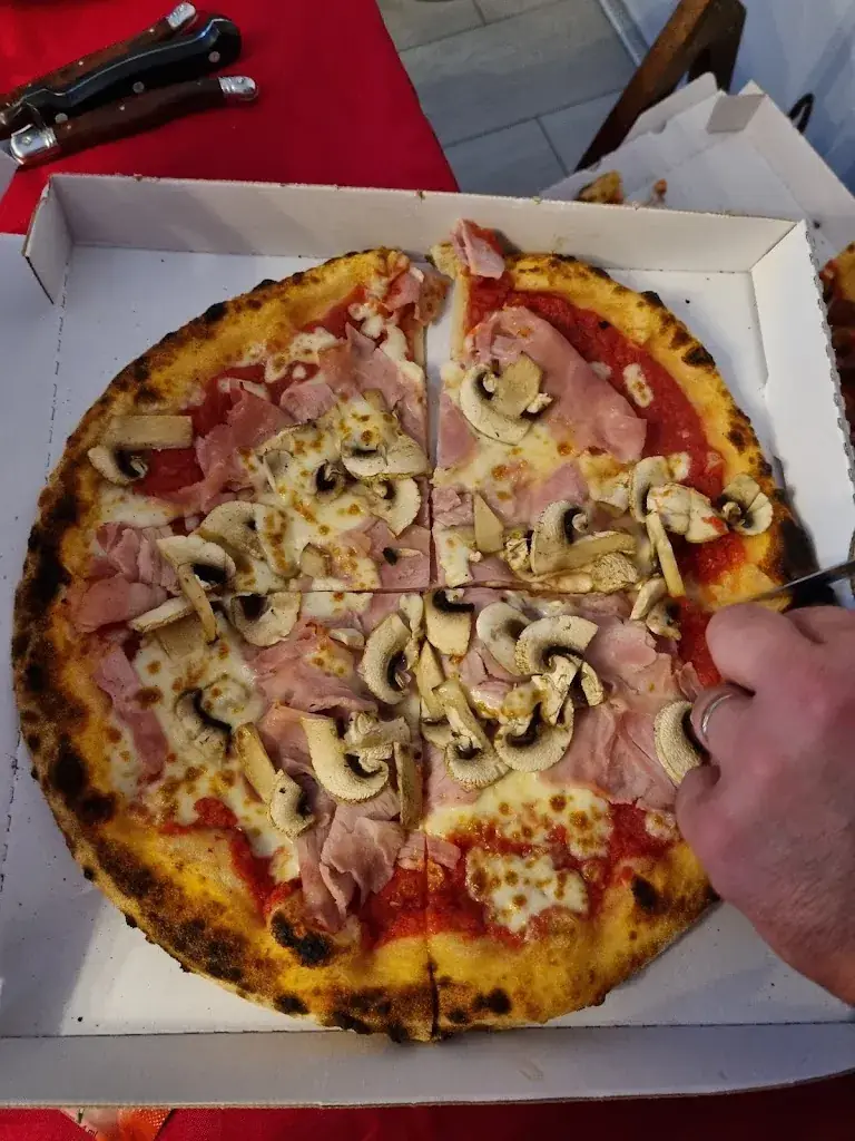 Elodie Coquillard_Place d Italie_Saint-Soupplets_review