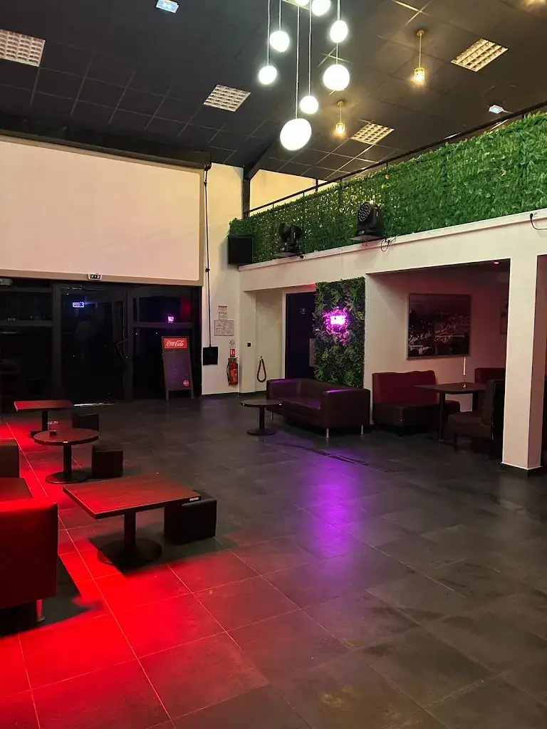 The TAJ American & Indian / restaurant festifs_Saint-Soupplets_slider_image_3