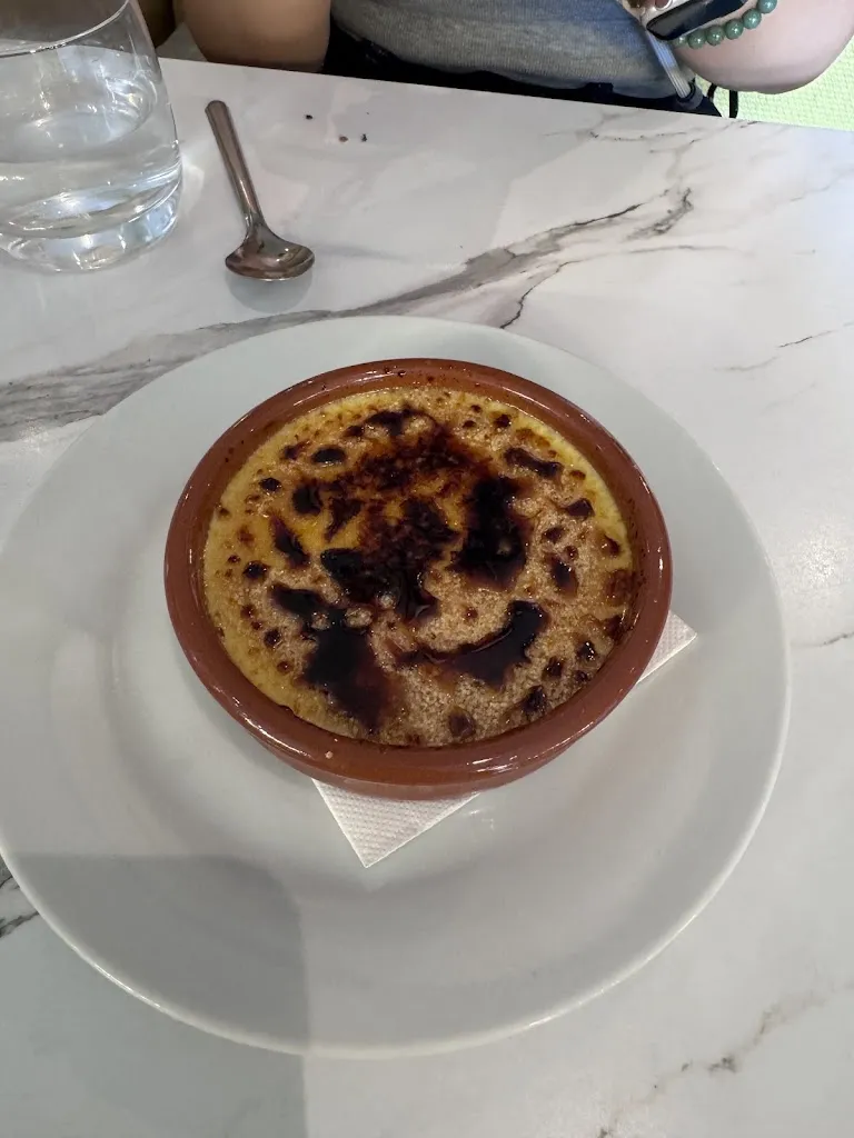 Blue Lui_Le P'tit Piano_Paris_review