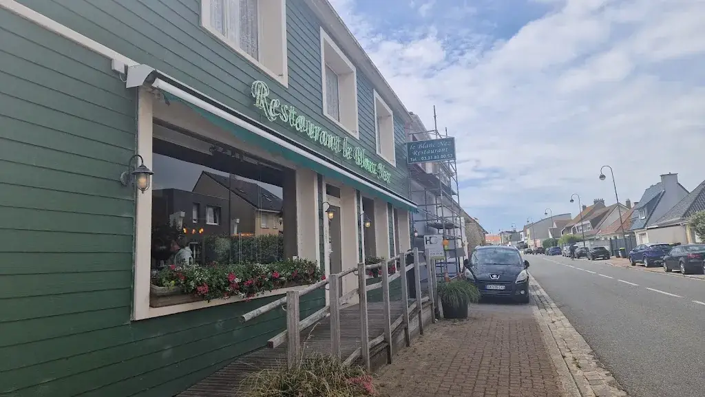 Linda Genna_Le Blanc Nez_Sangatte_review