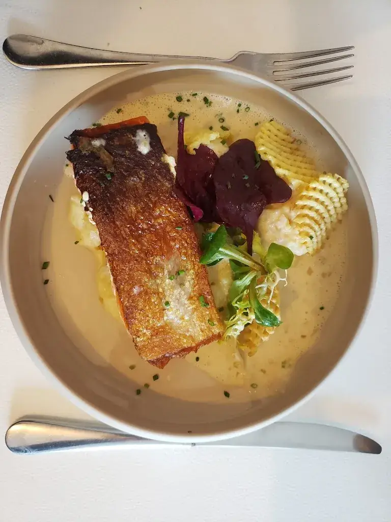 Sophie de Renzy_Les petits bouchons_Sangatte_review