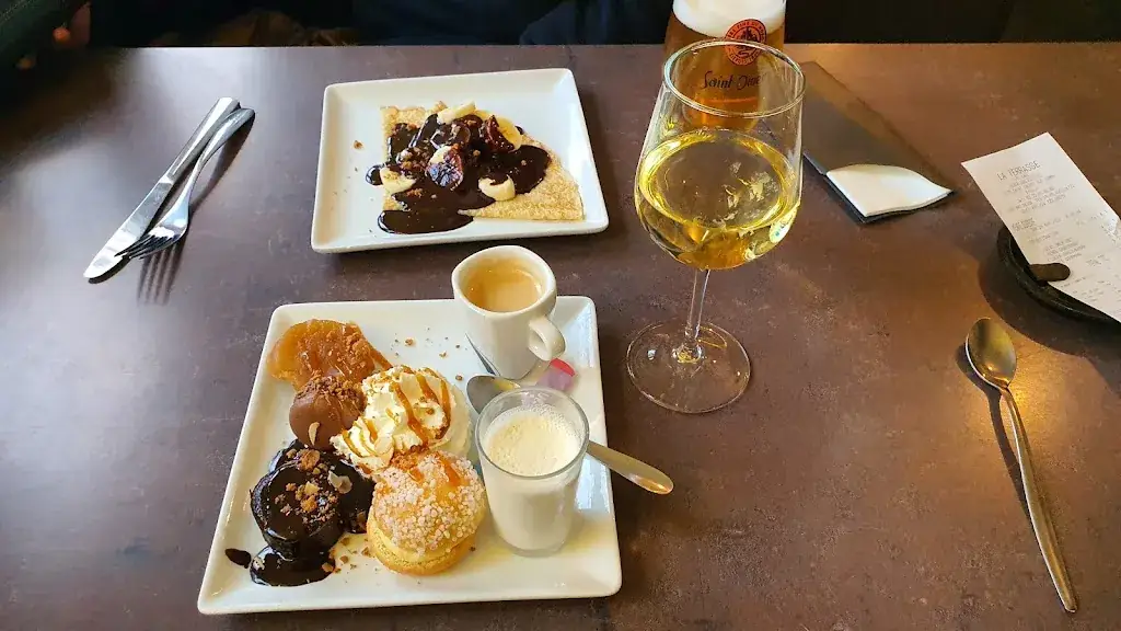 Pom V._La Terrasse_Saint-Valery-sur-Somme_review