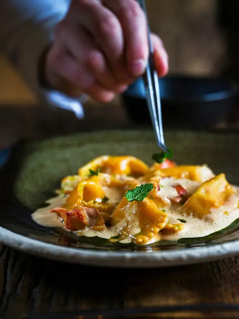 POYA restaurant & diling diling trattoria bar_VALD'ISERE_slider_image_2