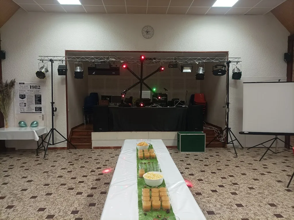 Salle Restauration Personnes Agées restaurant in Samer