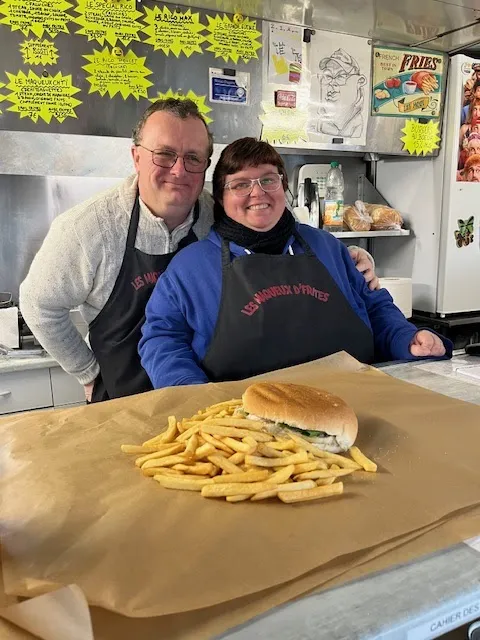 Alain DOUET_friterie les maqueux d'frites_Samer_review