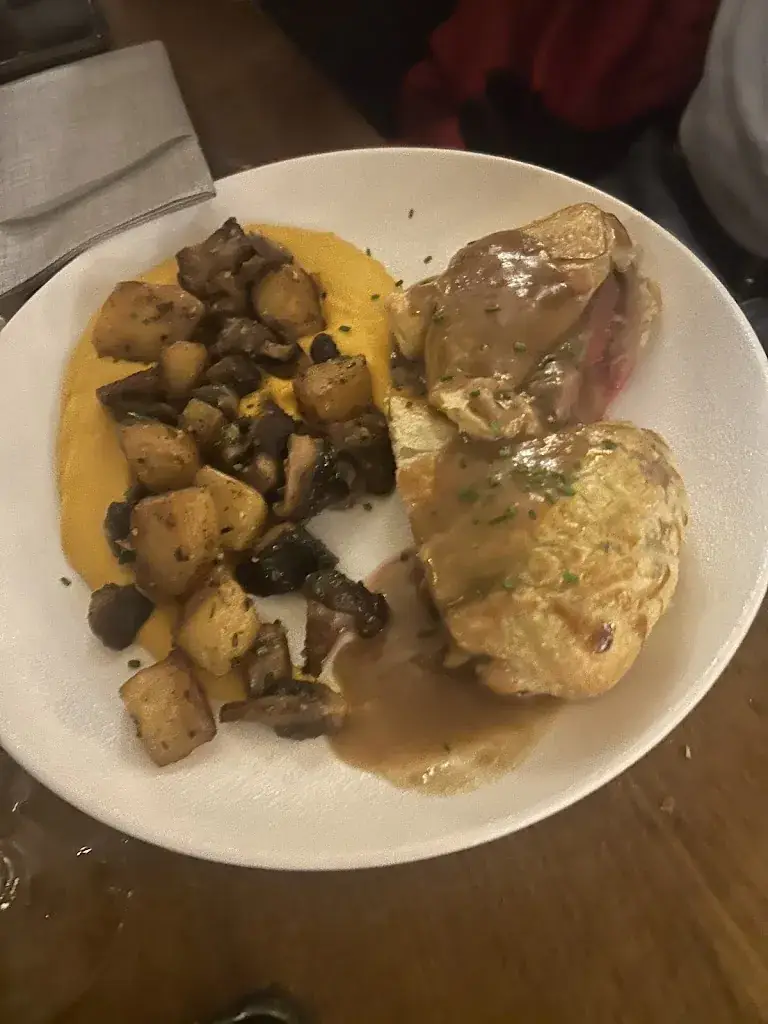 michael hinchin_La Taverne d’Alsace_Val-d'Isère_review