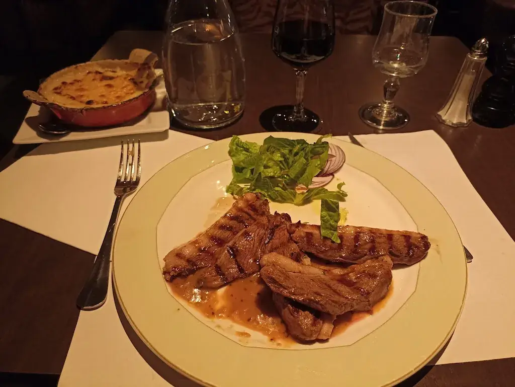 Restaurant le Lodge_Val-d'Isère_slider_image_2