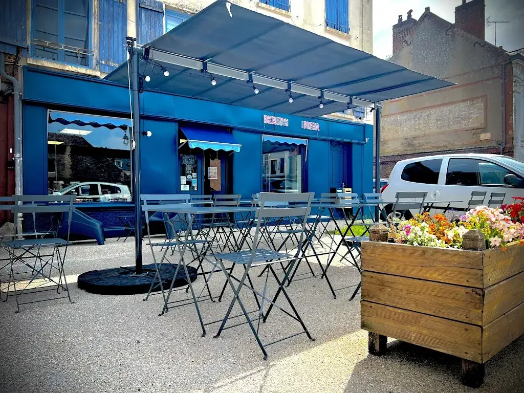 BENJY’S PIZZA restaurant in Songeons