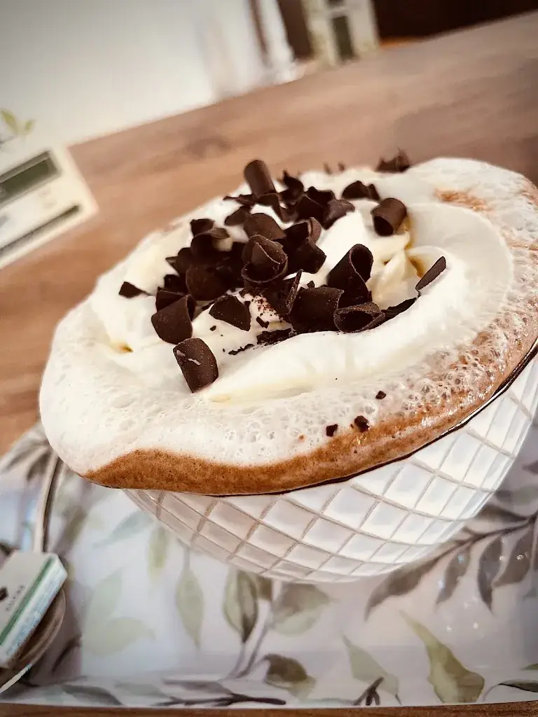 Menegatti Chanelle_Chez BertranD_Solesmes_review