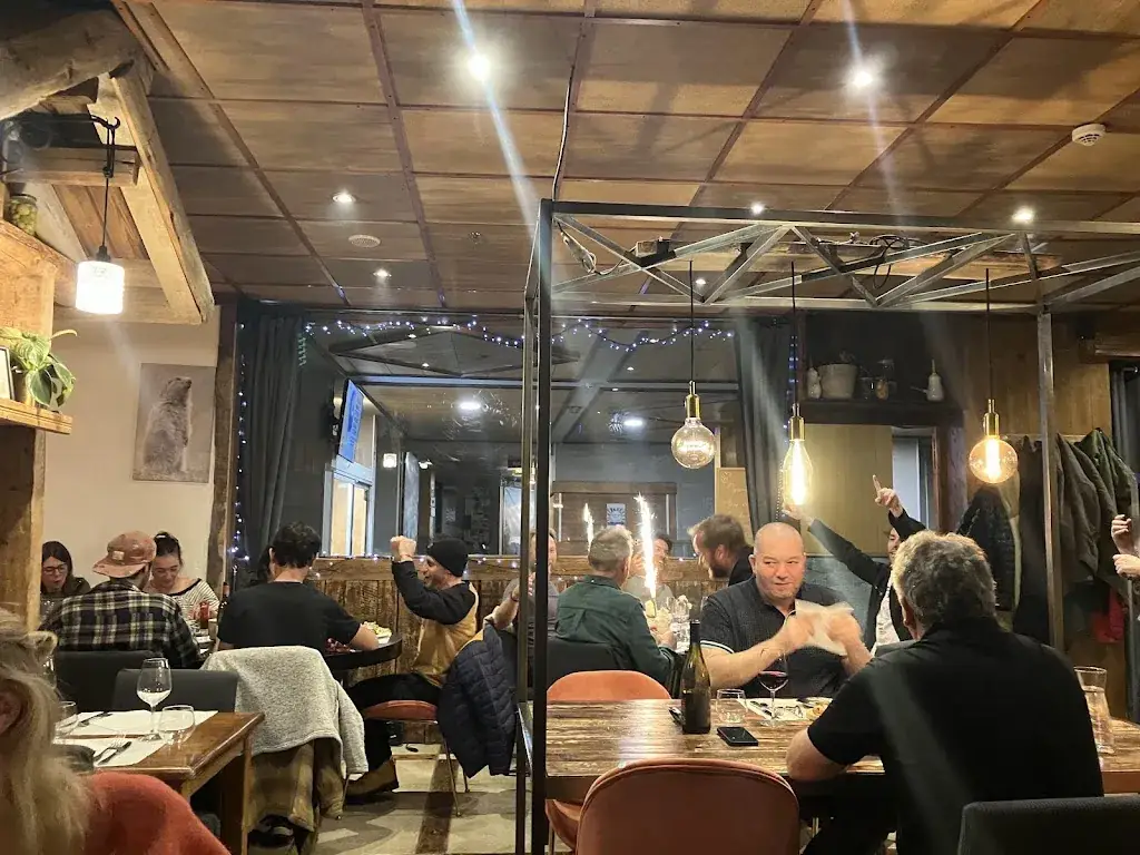 La marmotte qui fume Restaurant in Tarentaise