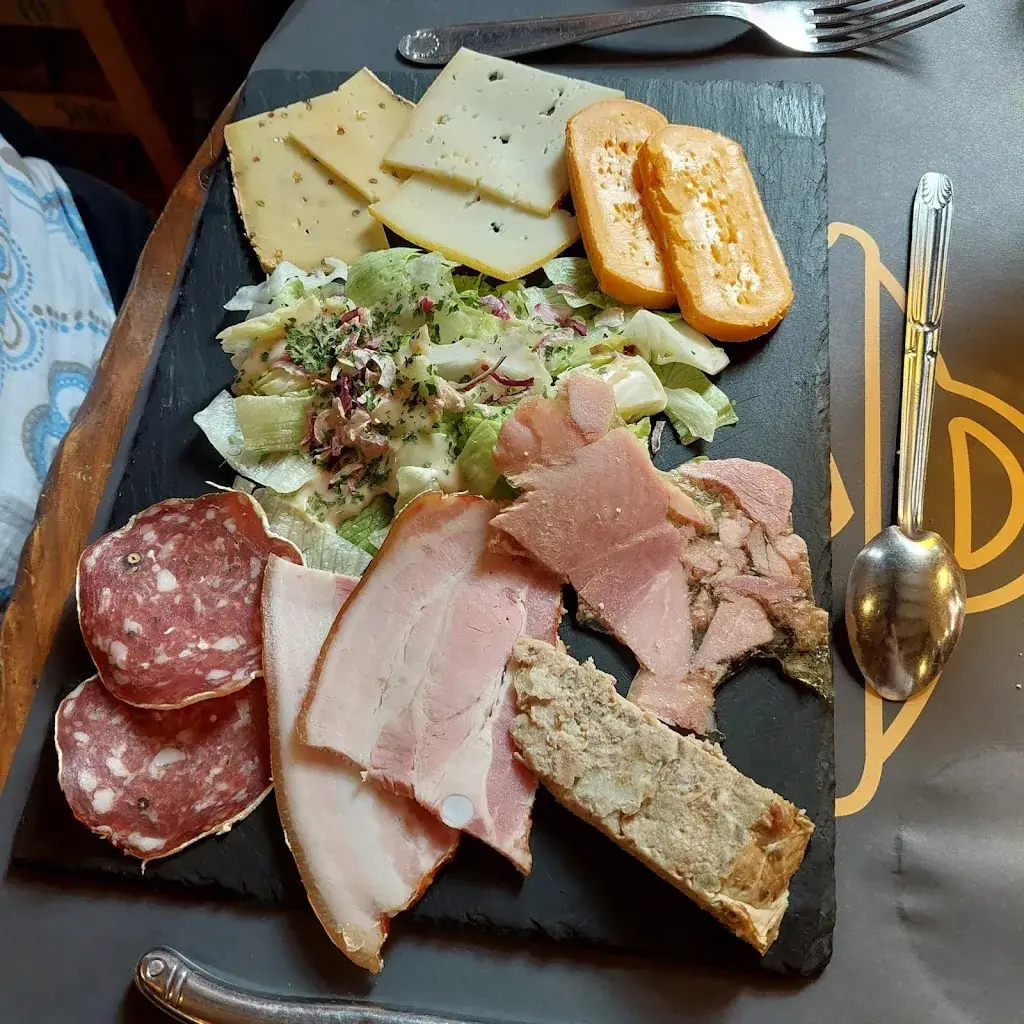 Estaminet Le Pot Flamand_Thiant_slider_image_3